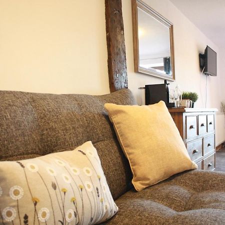 The Black Dog Inn Dalton in Furness Extérieur photo