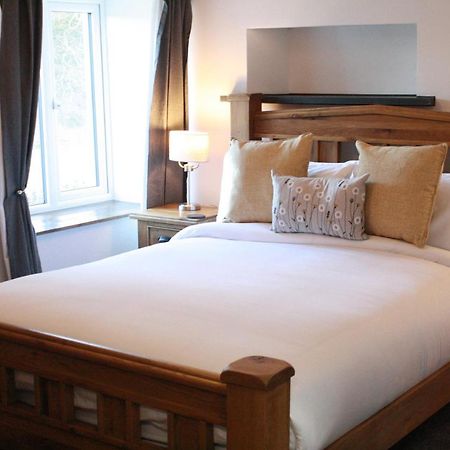 The Black Dog Inn Dalton in Furness Extérieur photo
